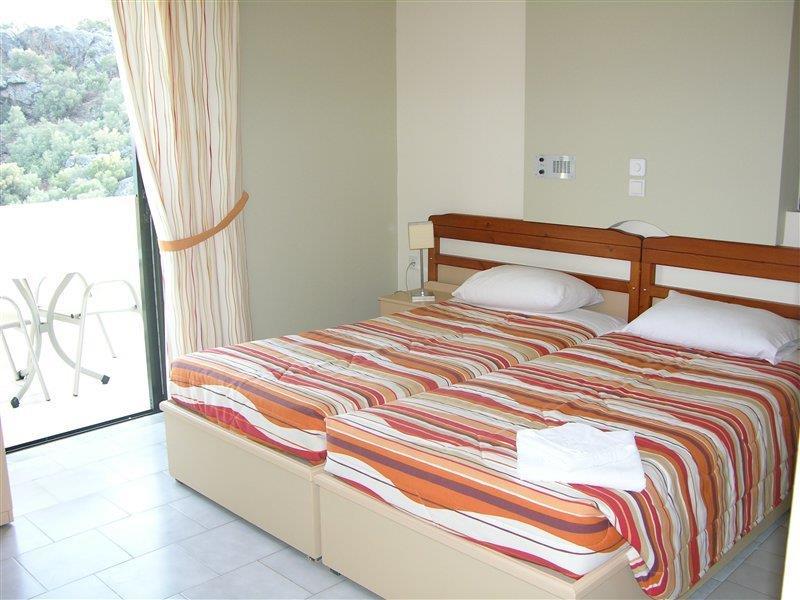 Polyrizos Hotel Rodákino Kültér fotó